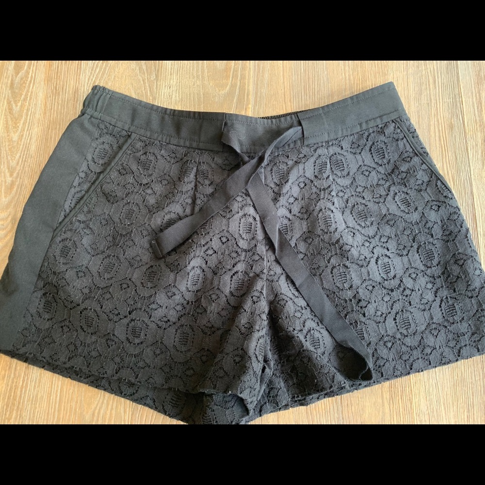 Black shorts with lace shell, tie waste LOFT